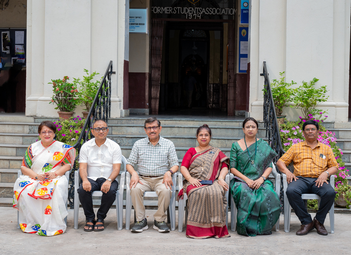 Group photos of the final year students (2025) with their teachers